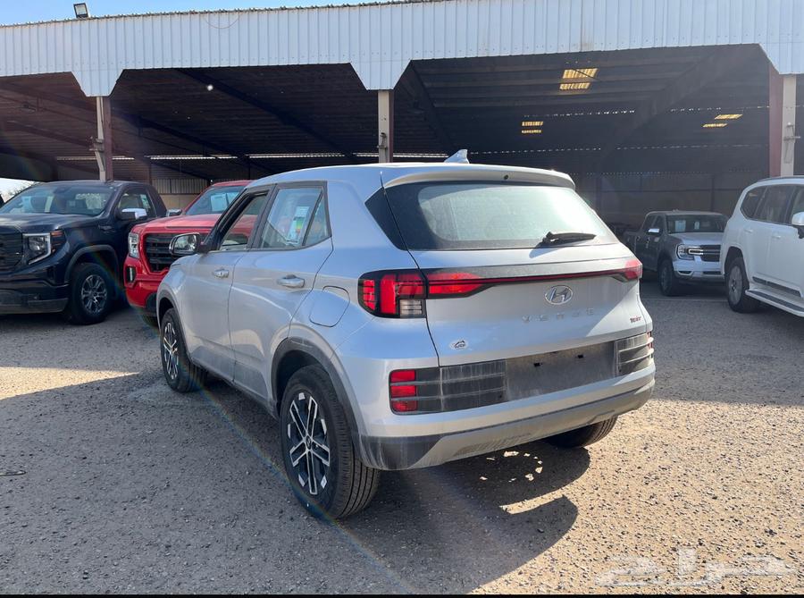 Hyundai Venue Smart 2024 model, cash and installments available63242735193987114