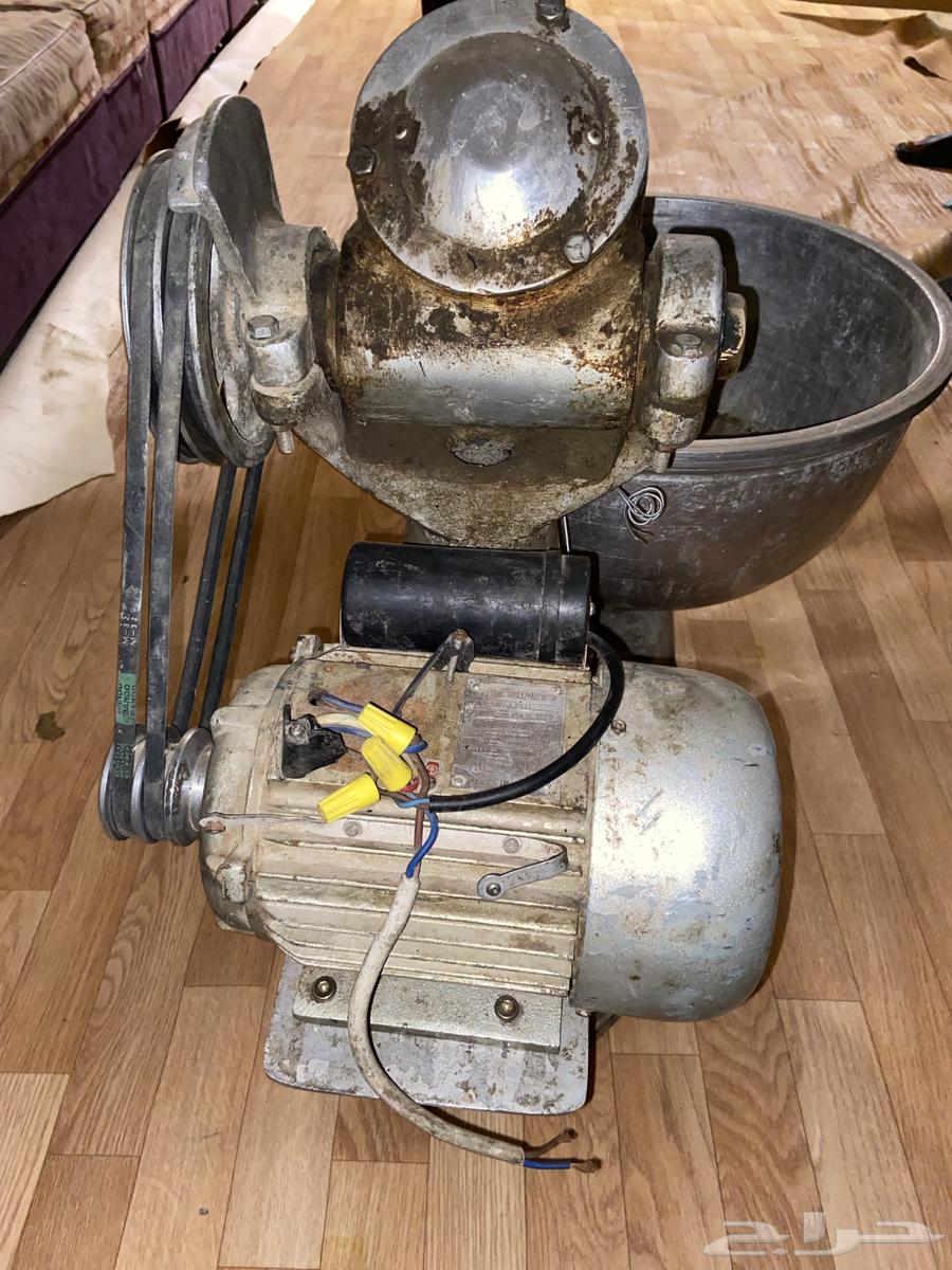 Flour mixer63504132800386113