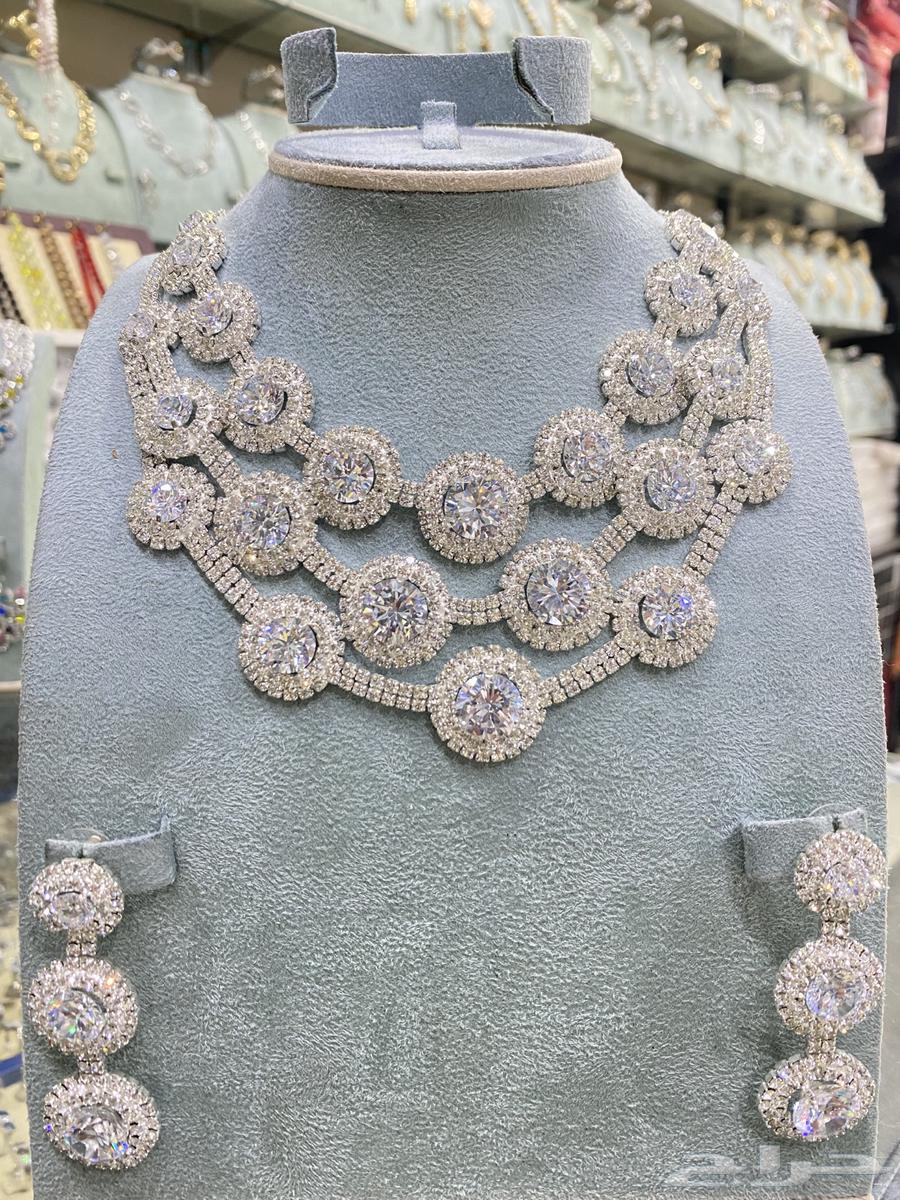 Elegant accessory sets63163135154177113
