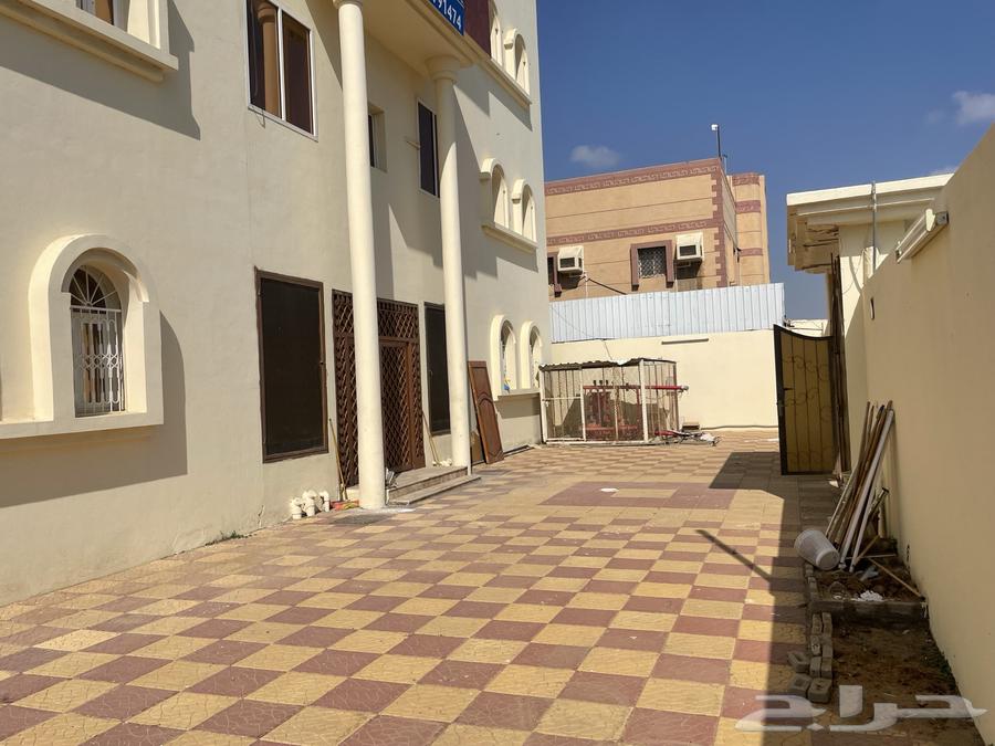 عماره بجميع مرافقها للايجار بالكامل63009717631619114