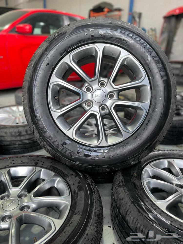 Rims with tires, and special hubcaps are included.632390970195221111