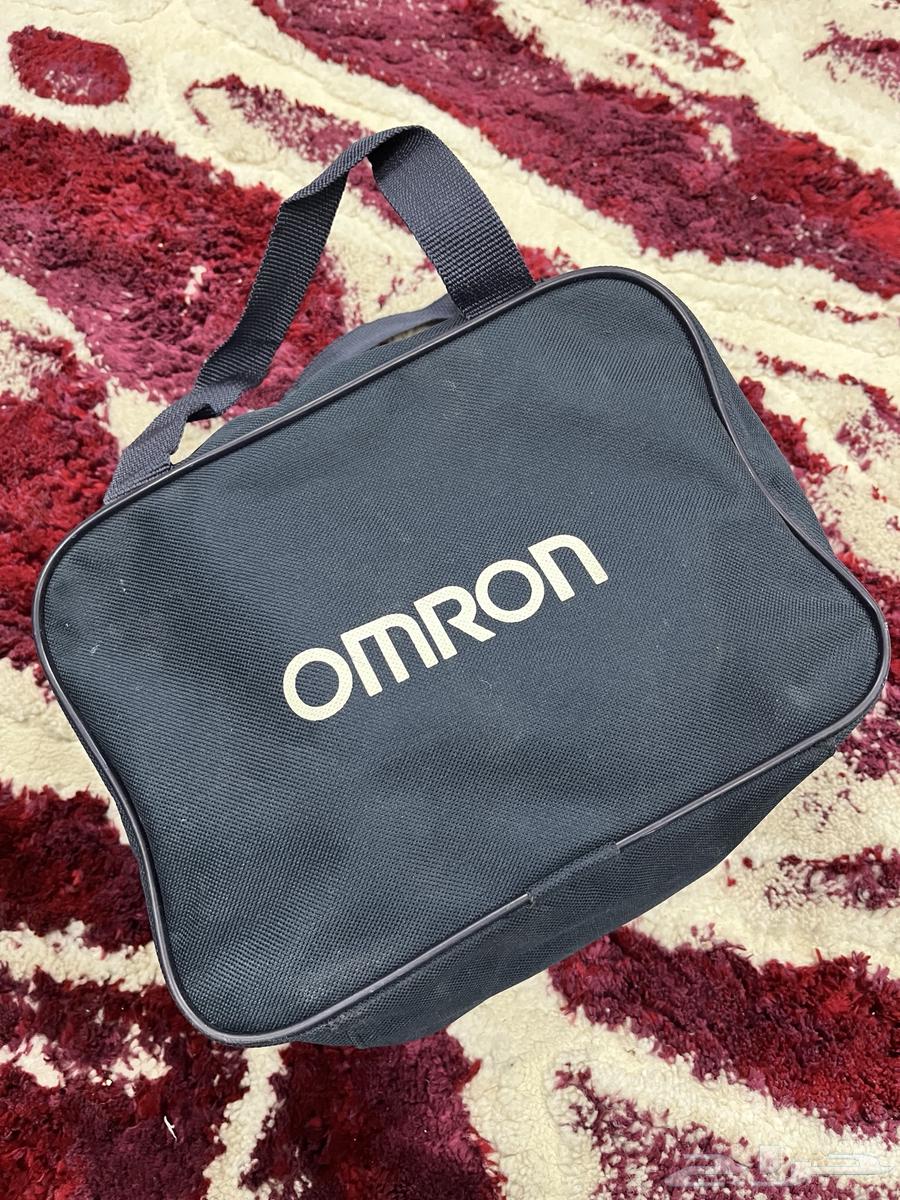 A clean and working oxygen device from Omron company63158994794243110