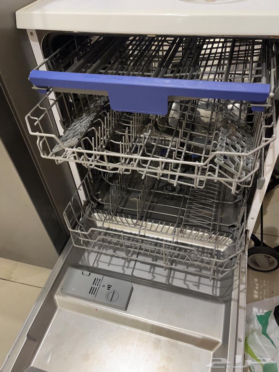 Semi-new dishwasher, urgently needed63161302718338111