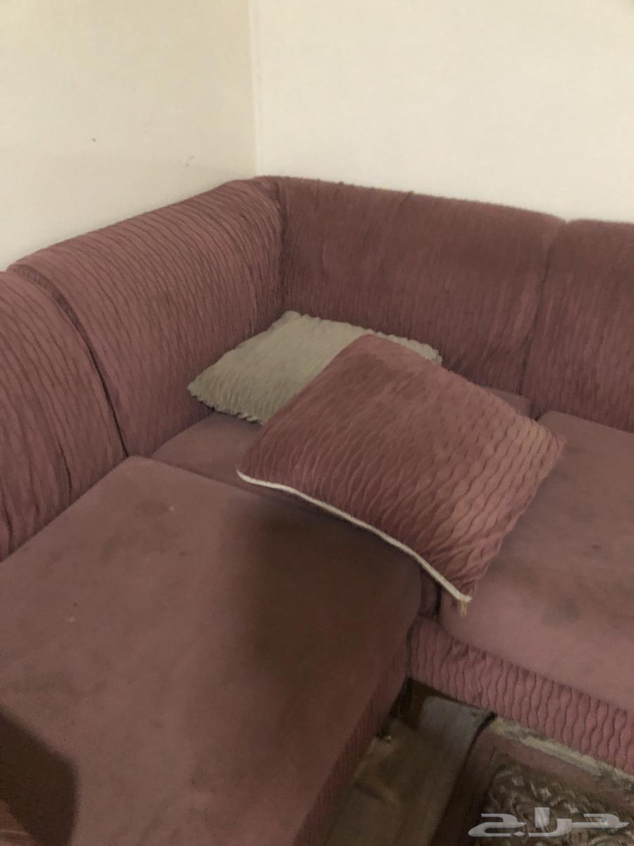 Hello and God's mercy and blessings, there are two clean sofa sets for sale63162703785731111