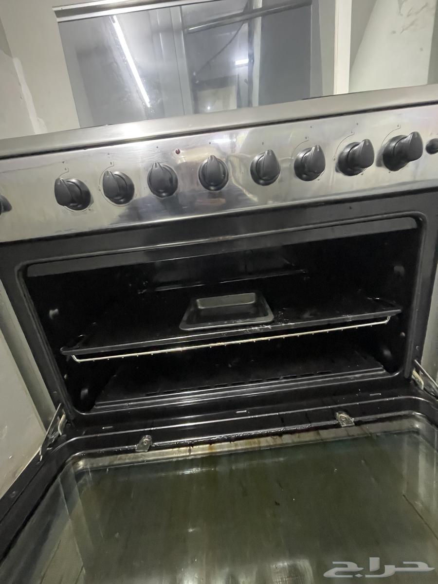 فرن غليم غاز صناعه ايطالي نظيف 4 عيون غاز و2 عين كهرباء63009617530370111