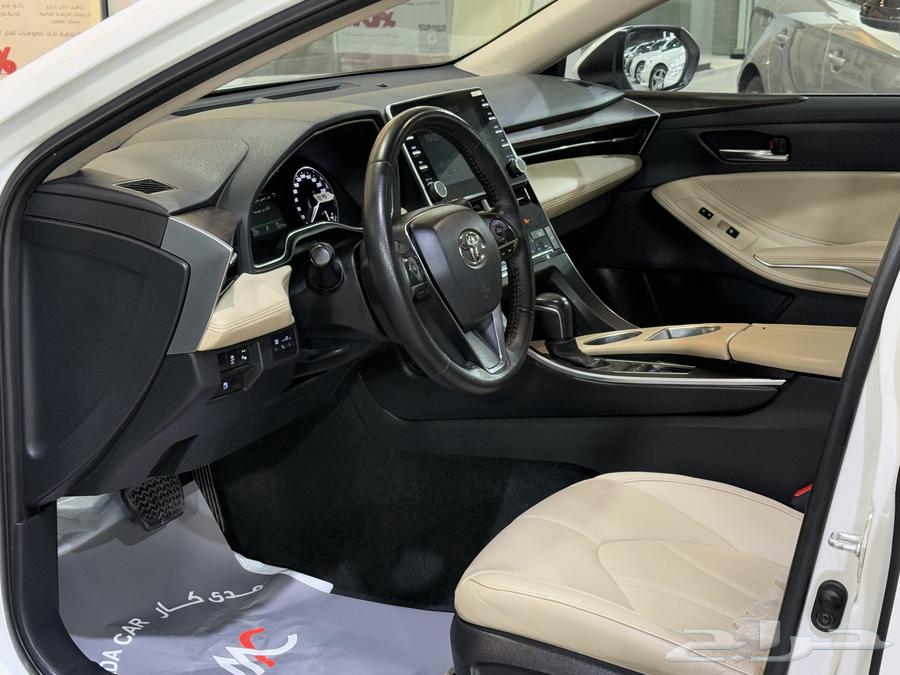 Avalon - Touring - 2022 - Abdul Latif Malik I (Agency Condition)63238627614849113