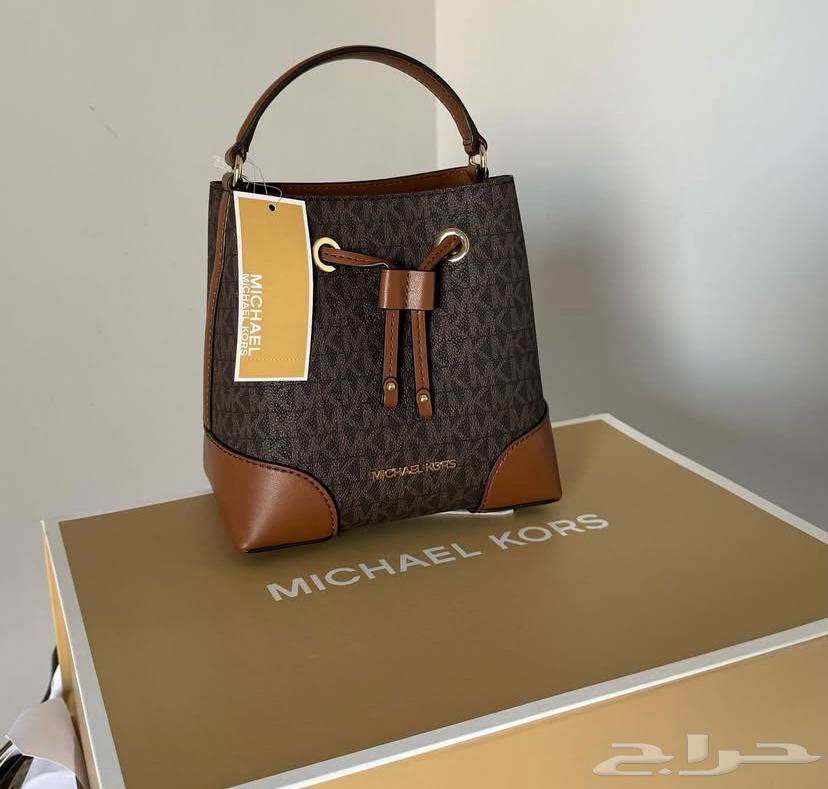 Michael Kors bag for sale, lightly used63160354776835118