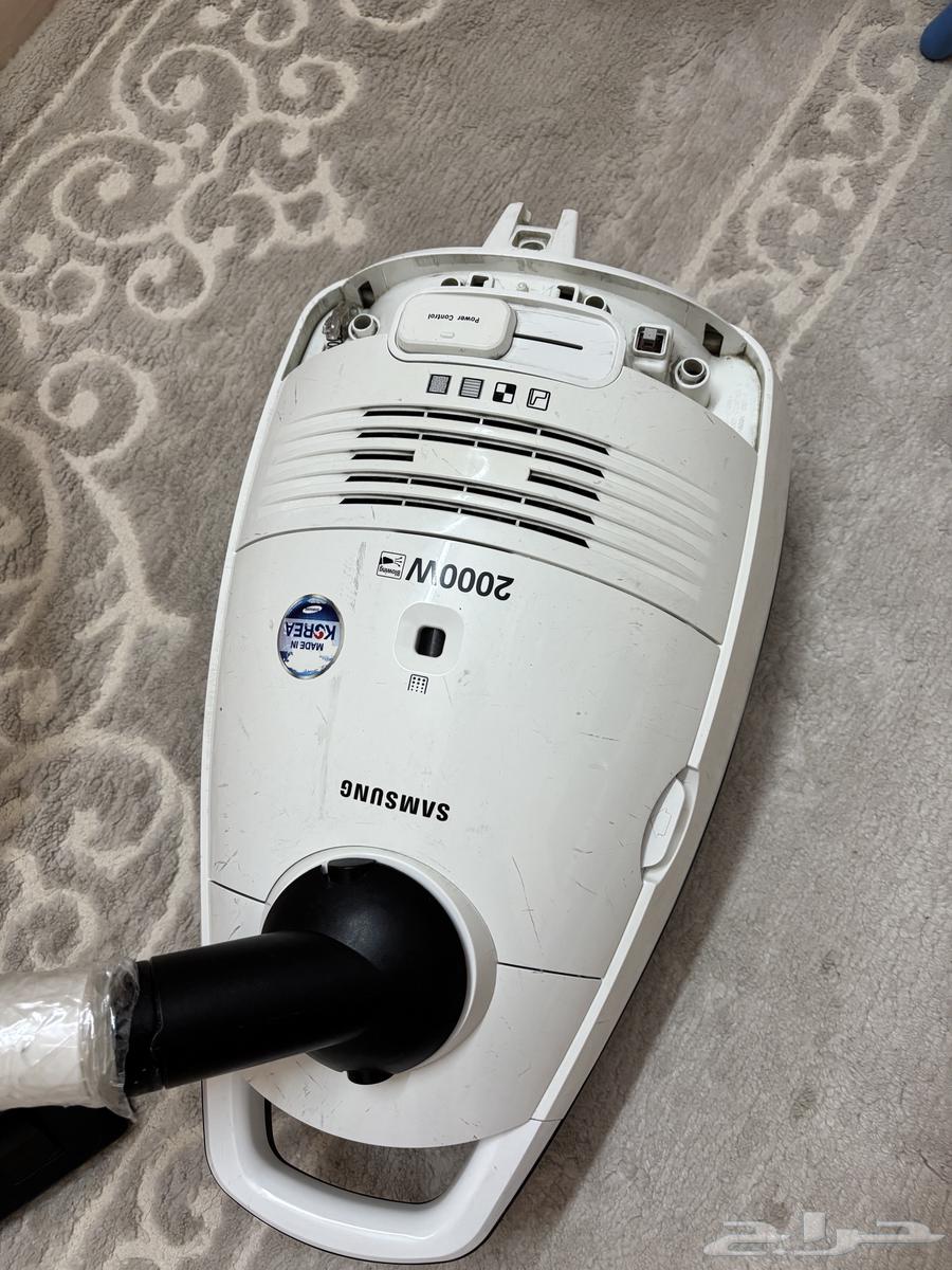 Samsung Korean electric oven and vacuum cleaner in very good condition63157207985155111