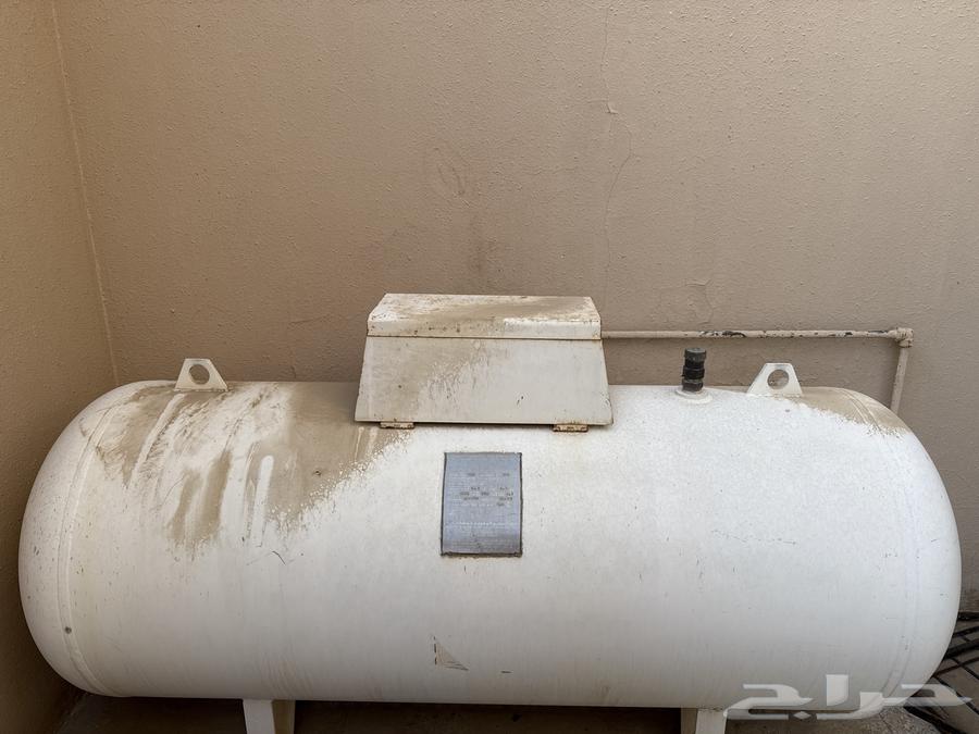 For sale: 1000-liter gas tank63157195962369111