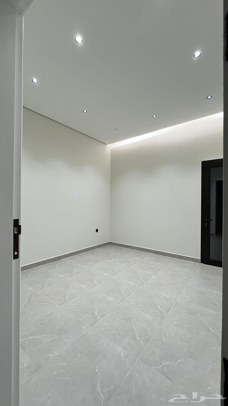 فله للبيع حفر الباطن النايفيه حي الريان63010374285059111