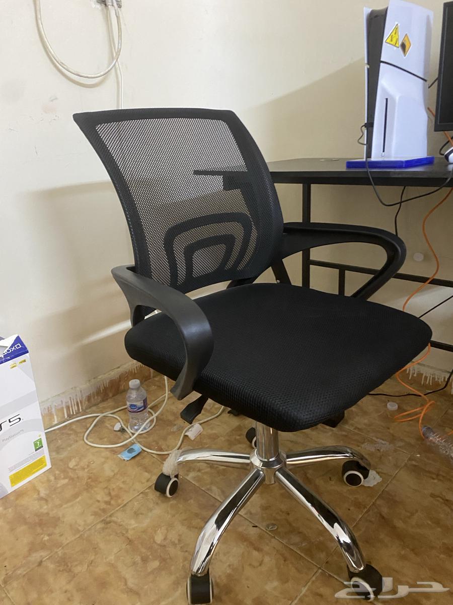 Station Five, one hand, grand tape, full office63228873718017113