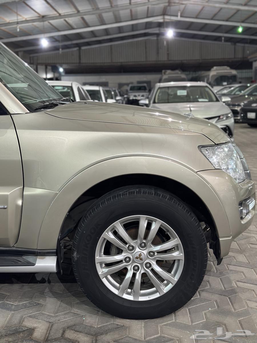 Pajero 2020 half full63225755727363113