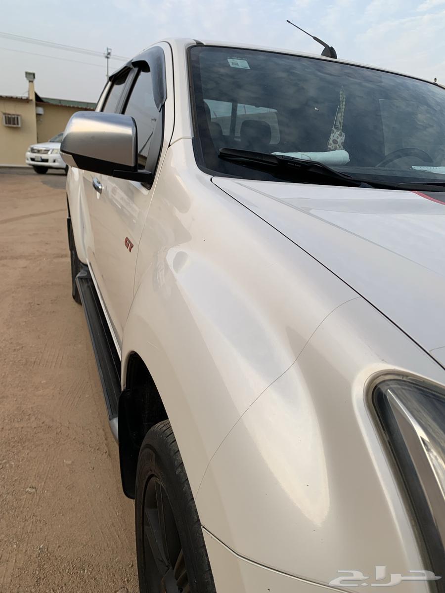 Isuzu D-Max JTR 201863226302457346111