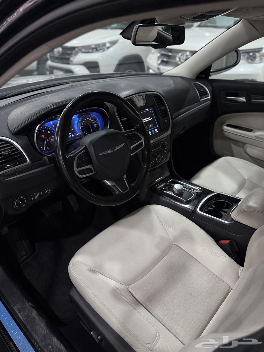 كرايزلر C300 اسود 2021 هيمي V8 5.7 معرض(عبيد الرشيدي)63226831678594114
