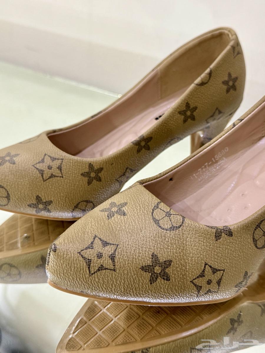 Size 38 heel63154369863811113