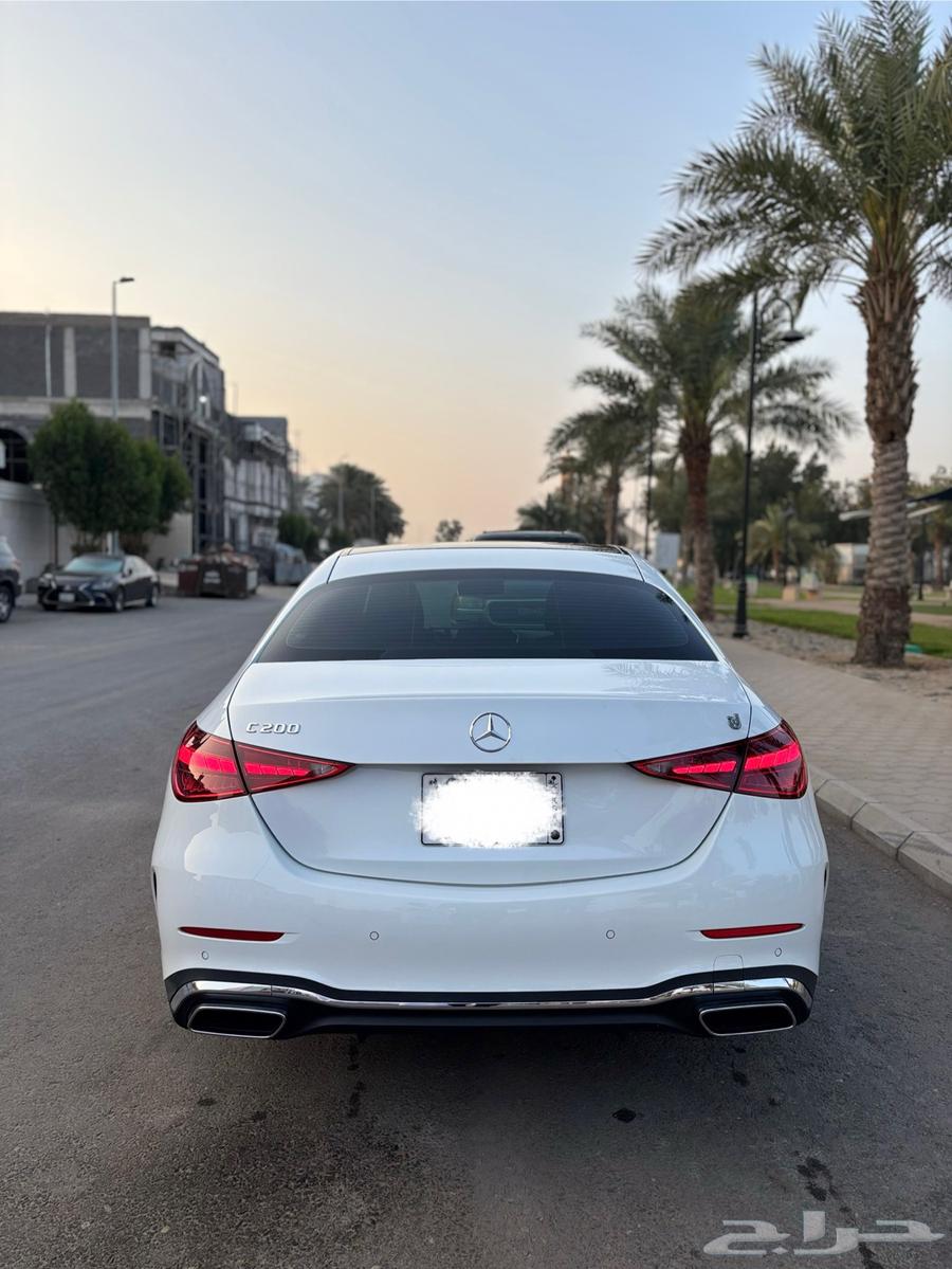 Mercedes C200 (2022) with AMG package available63228874122755114