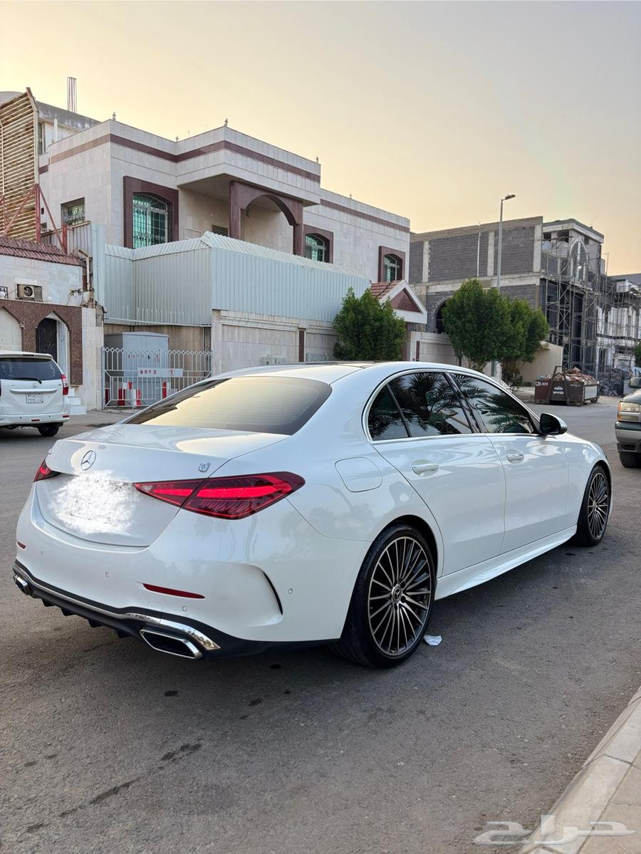 Mercedes C200 (2022) with AMG package available63228874122755113