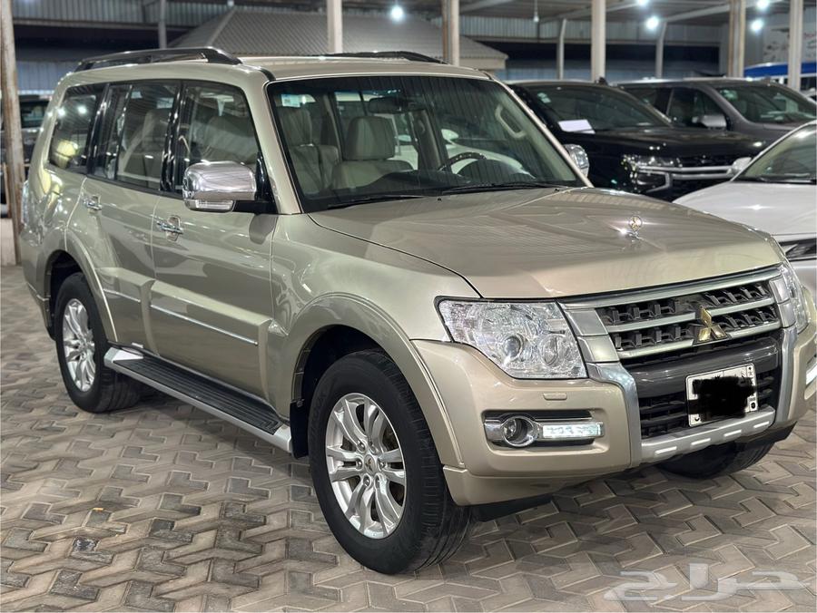 Pajero 2020 half full63225755727363112