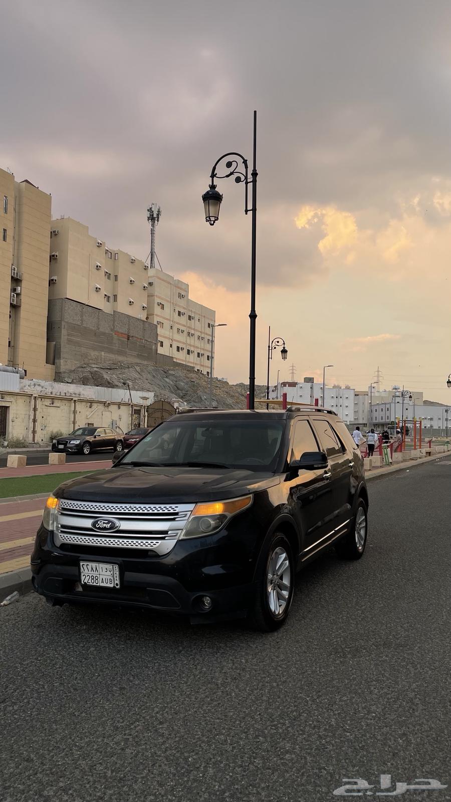 اكسبلورار 201363222873448834112