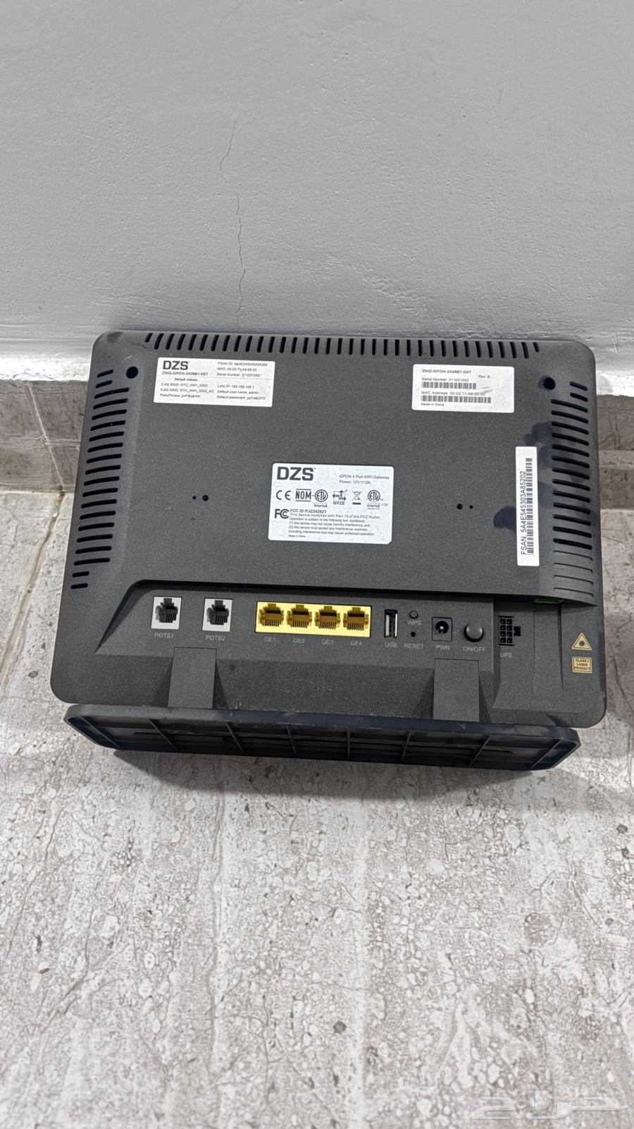 4G router and fiber63150232261377114
