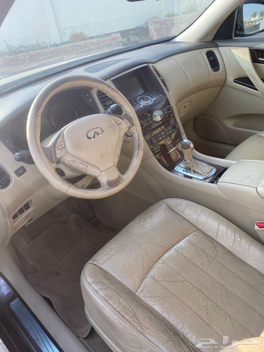Infiniti FX35 2010 model63224352196227111