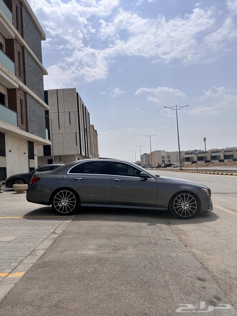 Mercedes 2018 E300 (full option) panoramic roof Rama63224379197569112