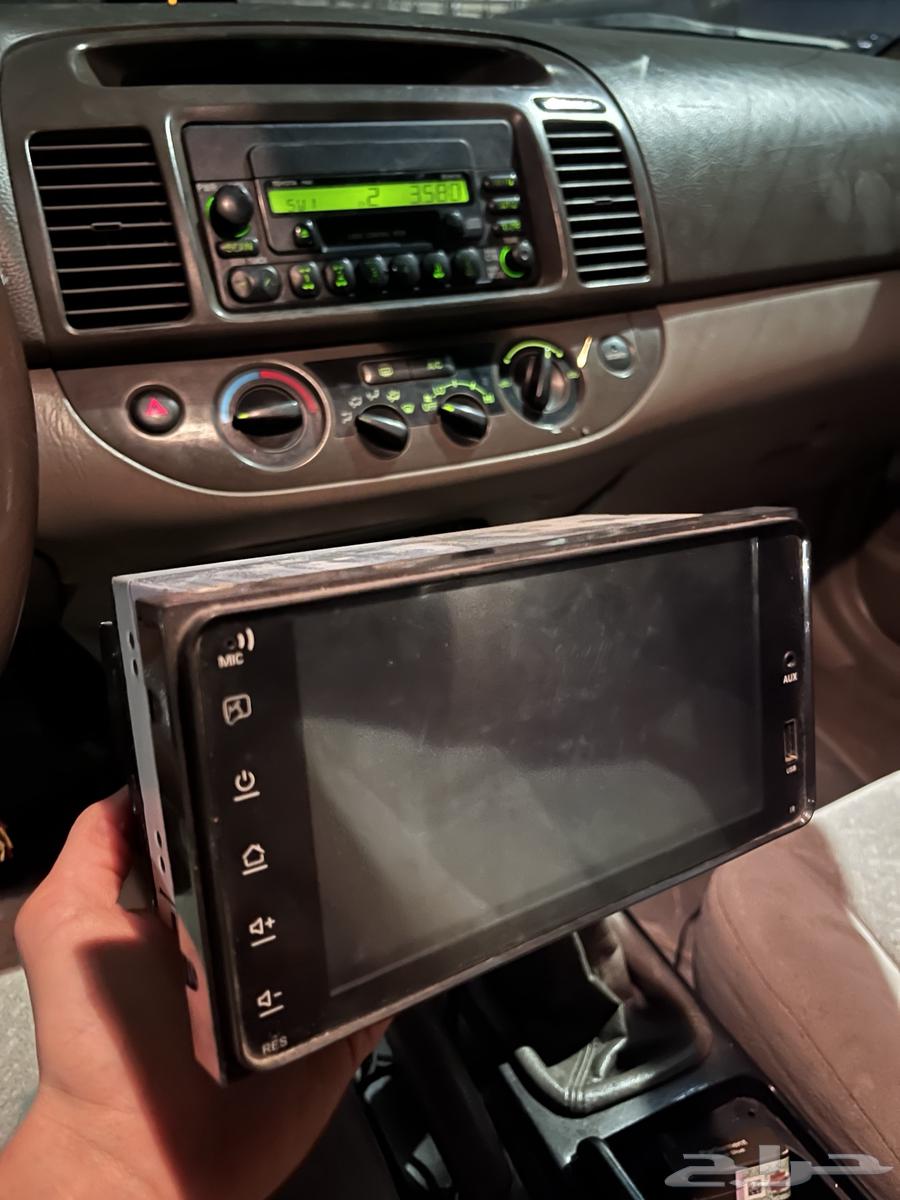 The screen is clean and free of cracks632239062828811116