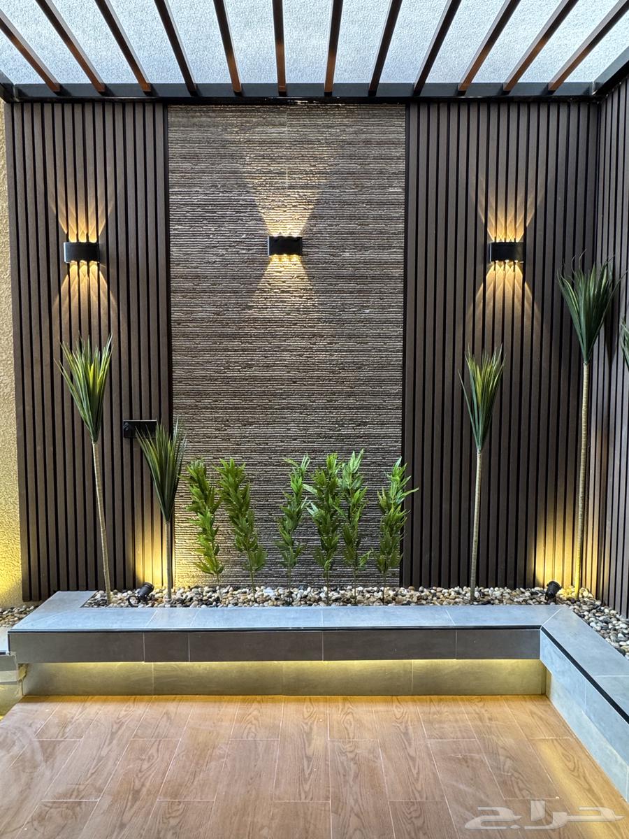 Luxurious planters that suit the atmosphere of Riyadh and elegantly decorate your garden63152063924482113