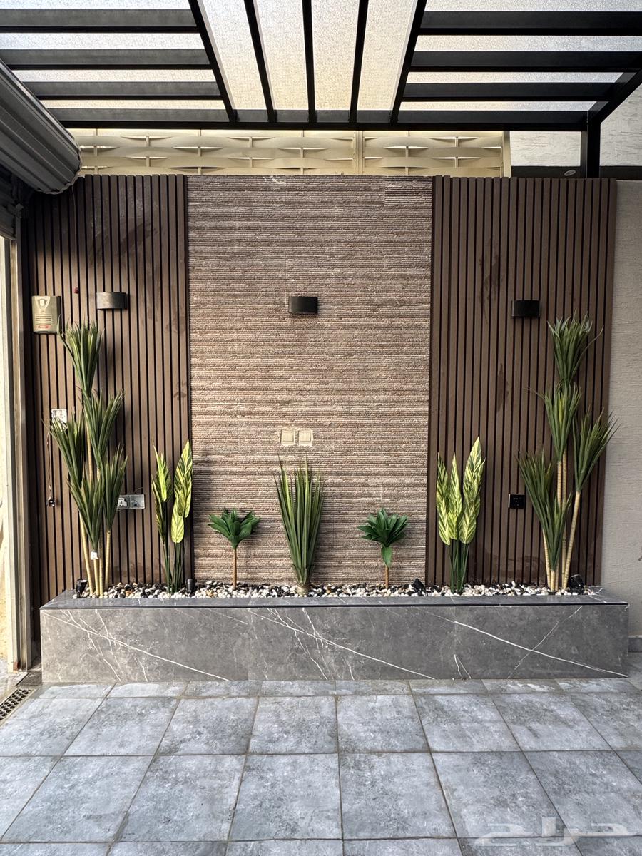Luxurious planters that suit the atmosphere of Riyadh and elegantly decorate your garden63152063924482114