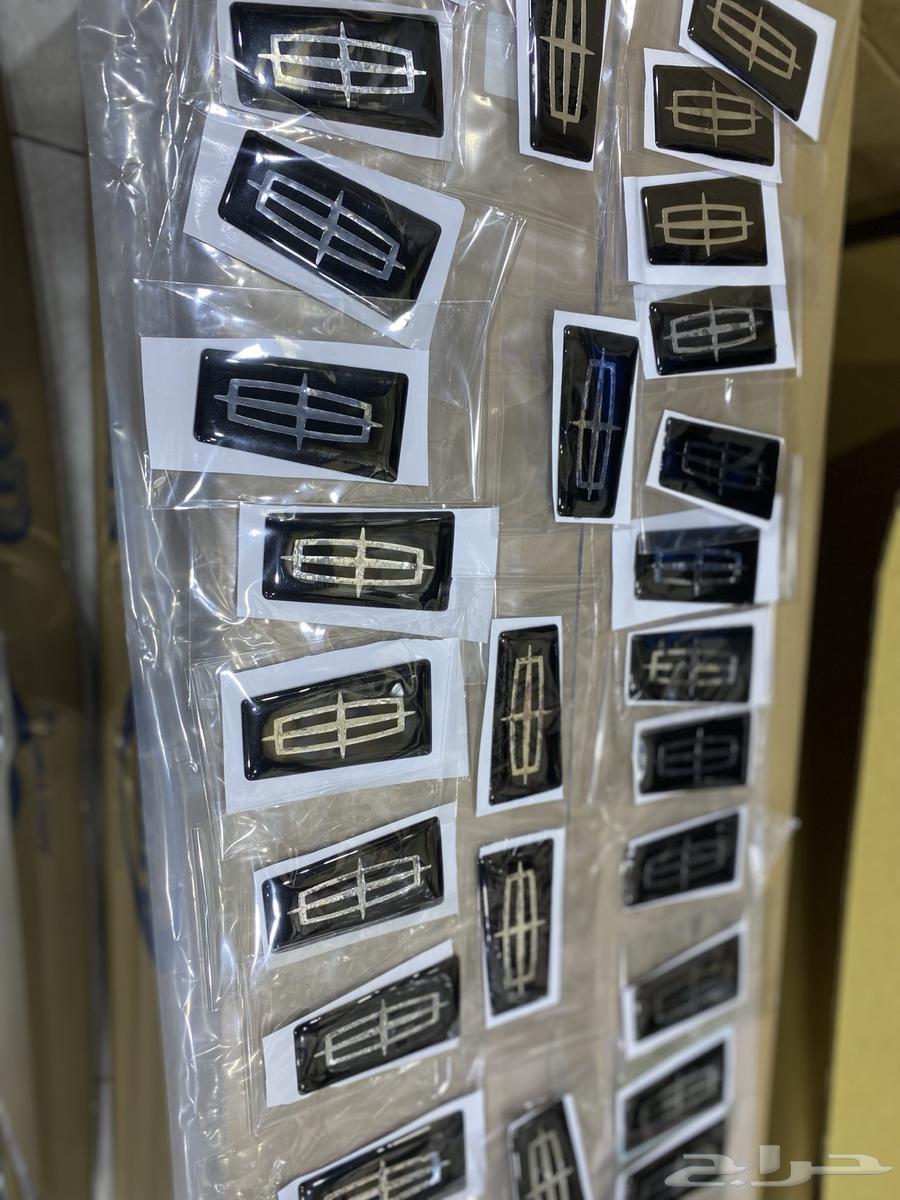 Lincoln Town Car 2003-2010 mesh emblem63223871669122113