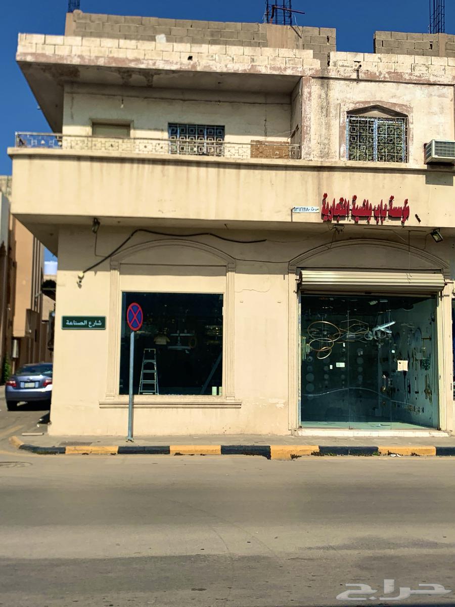 محل كهرباء ثريات بشارع الصناعة ببريدة موقع متميز للتنازل63009993206145111