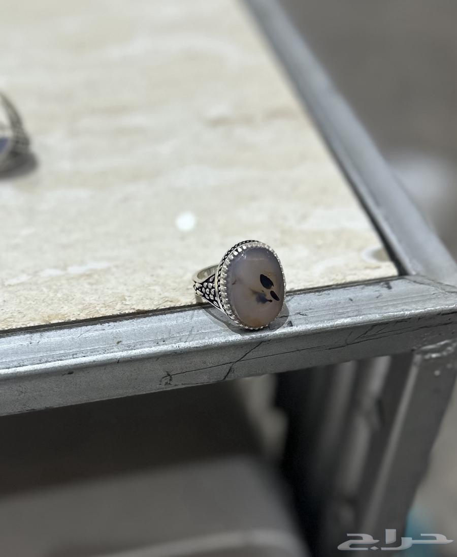 Silver ring with royal craftsmanship63204553728129112