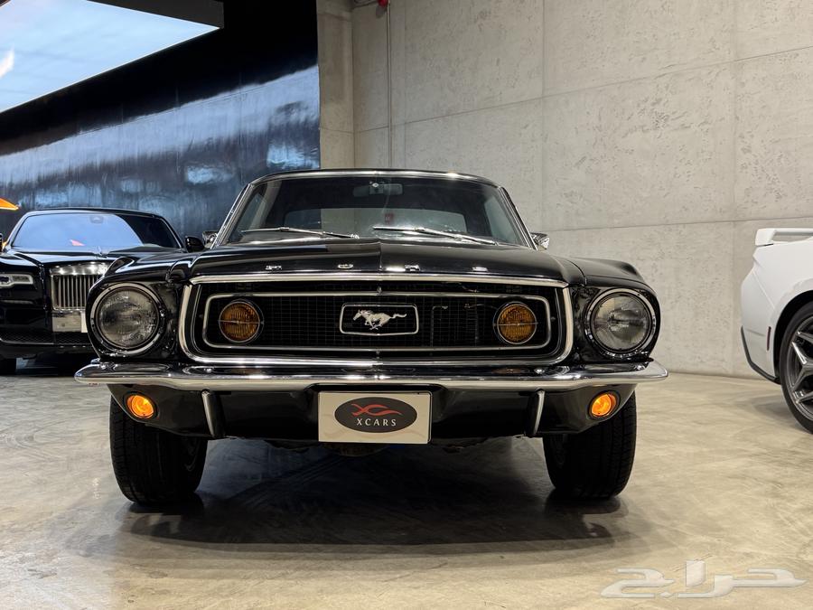 Ford Mustang GT model 196863224884377091112