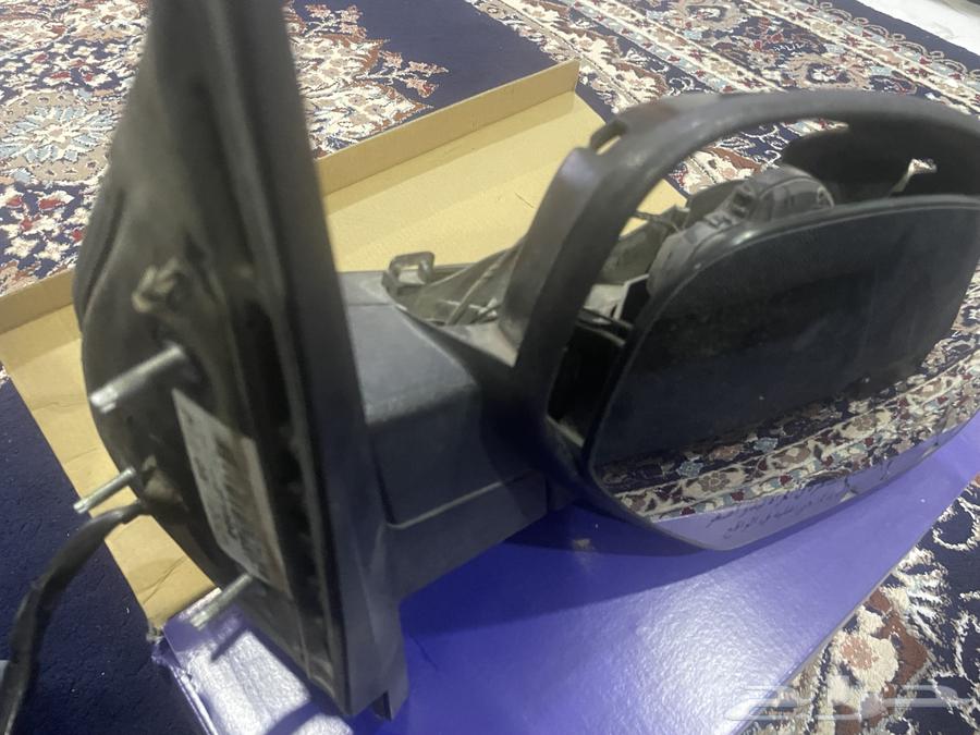 Right side mirror for a 2014 Tahoe car63227322039298115