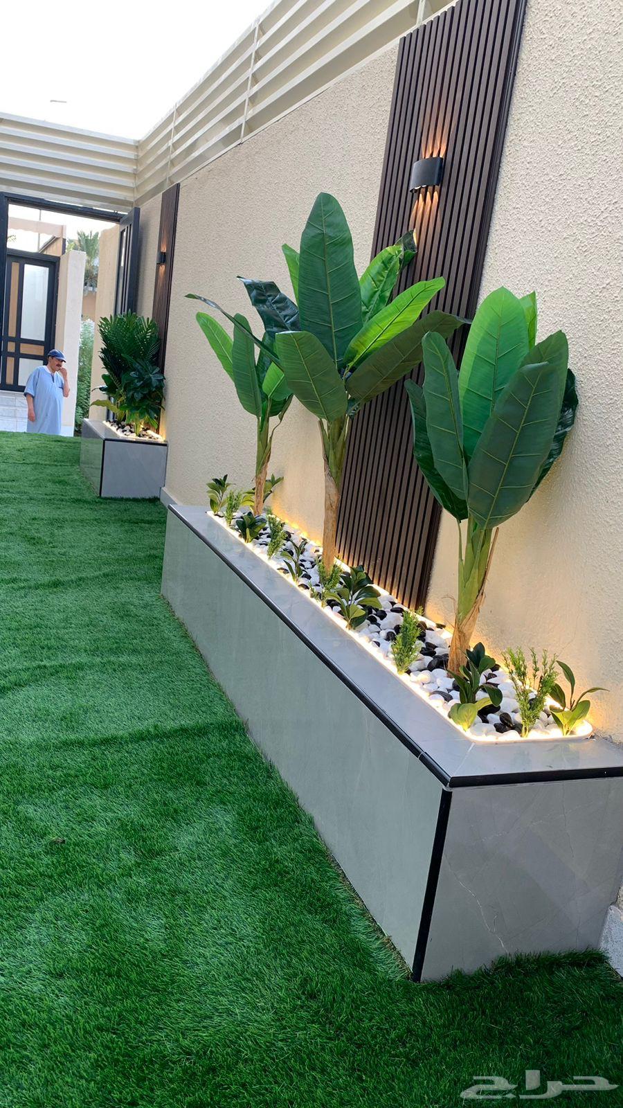 Luxurious planters that suit the atmosphere of Riyadh and elegantly decorate your garden63152063924482111
