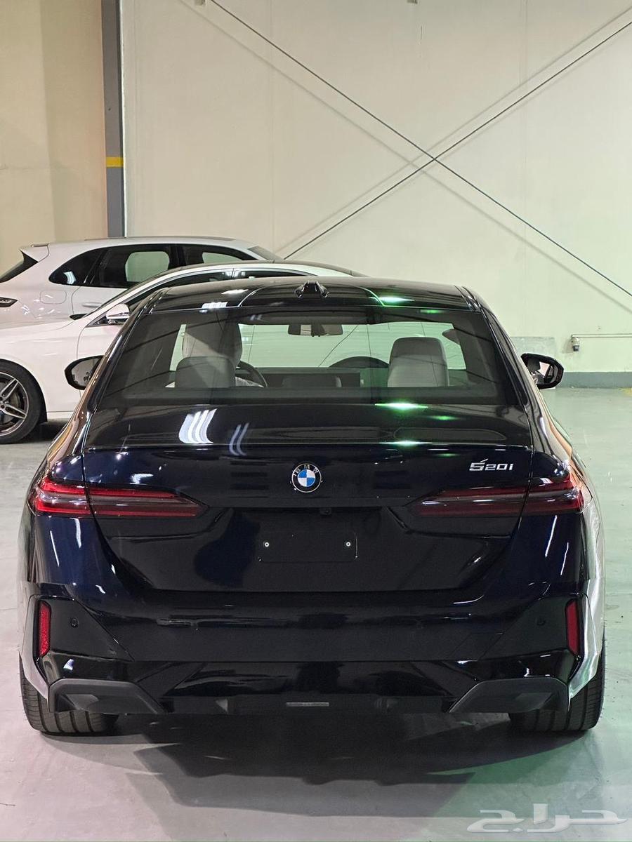 BMW 520i 202463223881674369112