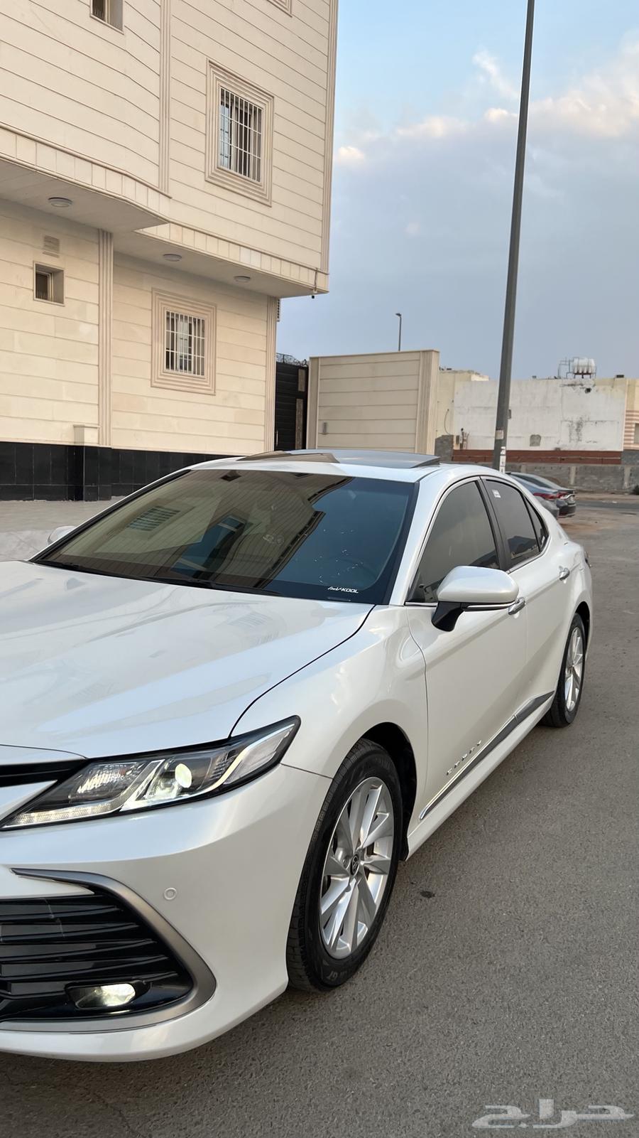 2023 Camry GLE Pearl White63221388584066113