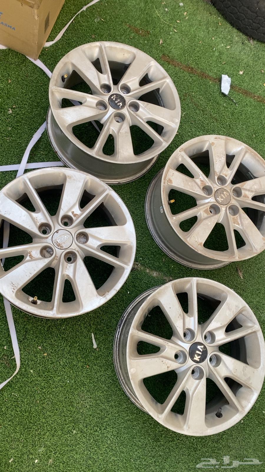 Four Optima tires63221877606530114