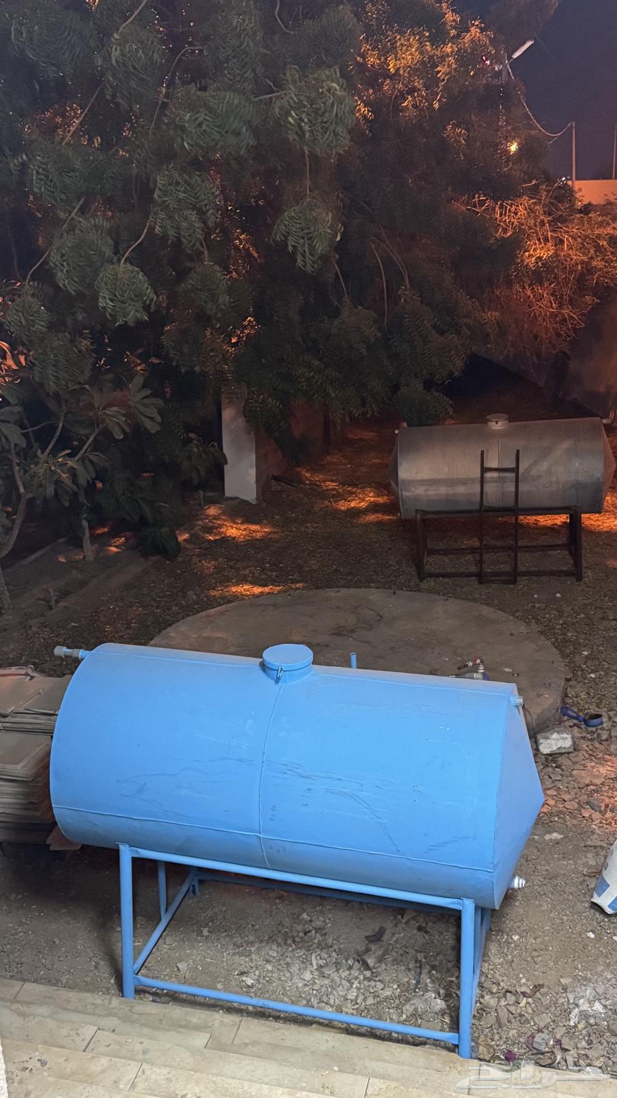 Tanks for sale 263020013645185111