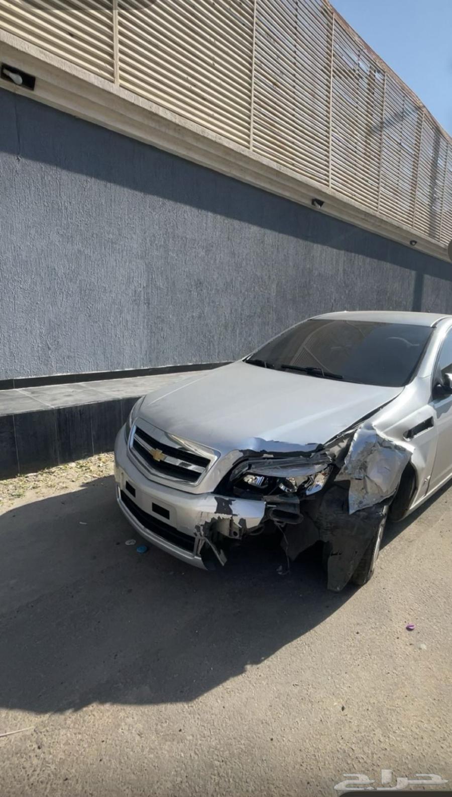 الموتر للبيع فيه رفرف وشمعه وصدام. محركات شاصي سليمه. ارباق63219842778499111