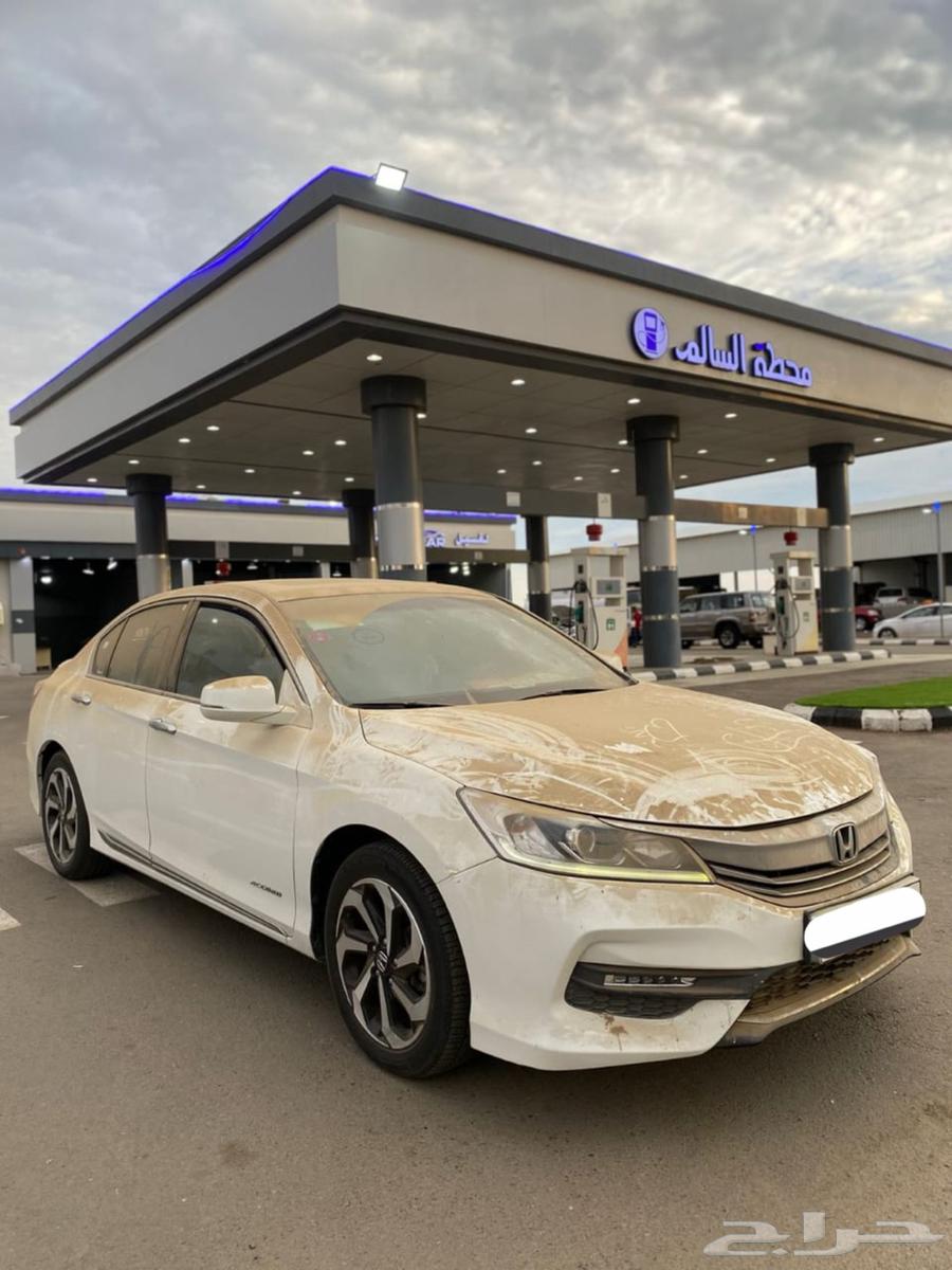 Honda Accord 2017 with showroom smell63220364042626112