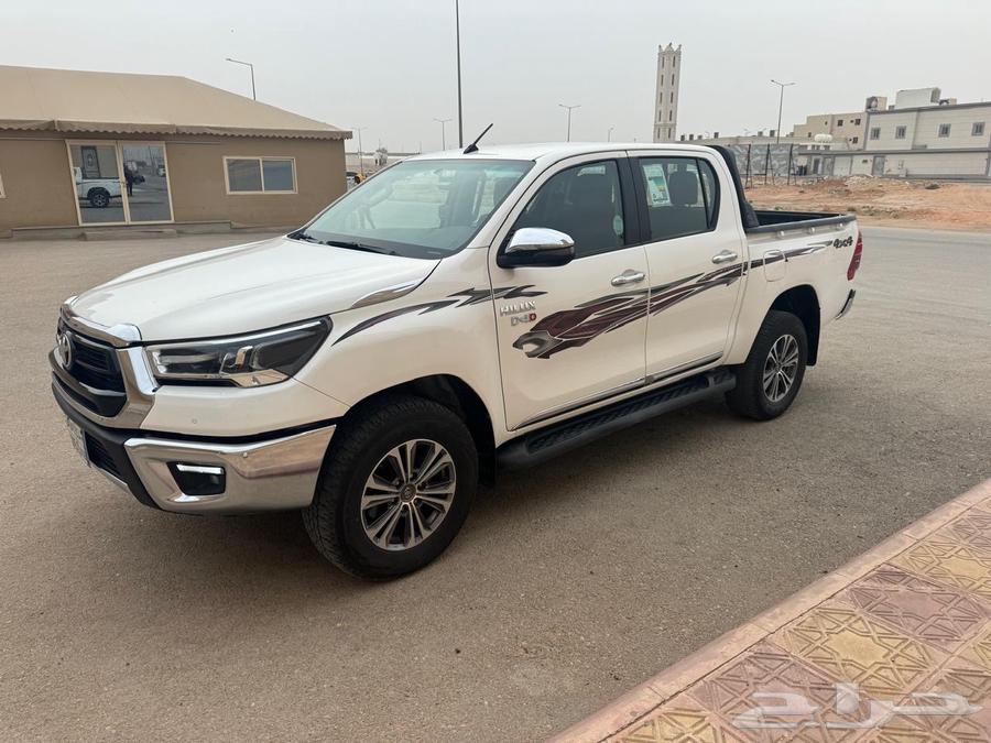 2023 Toyota Hilux diesel 2400 engine, full option, Saudi specification63220367168258111