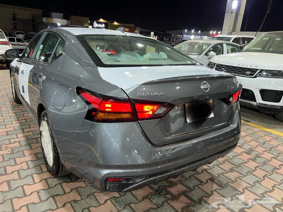 Nissan Tiema S 202563220363744898114