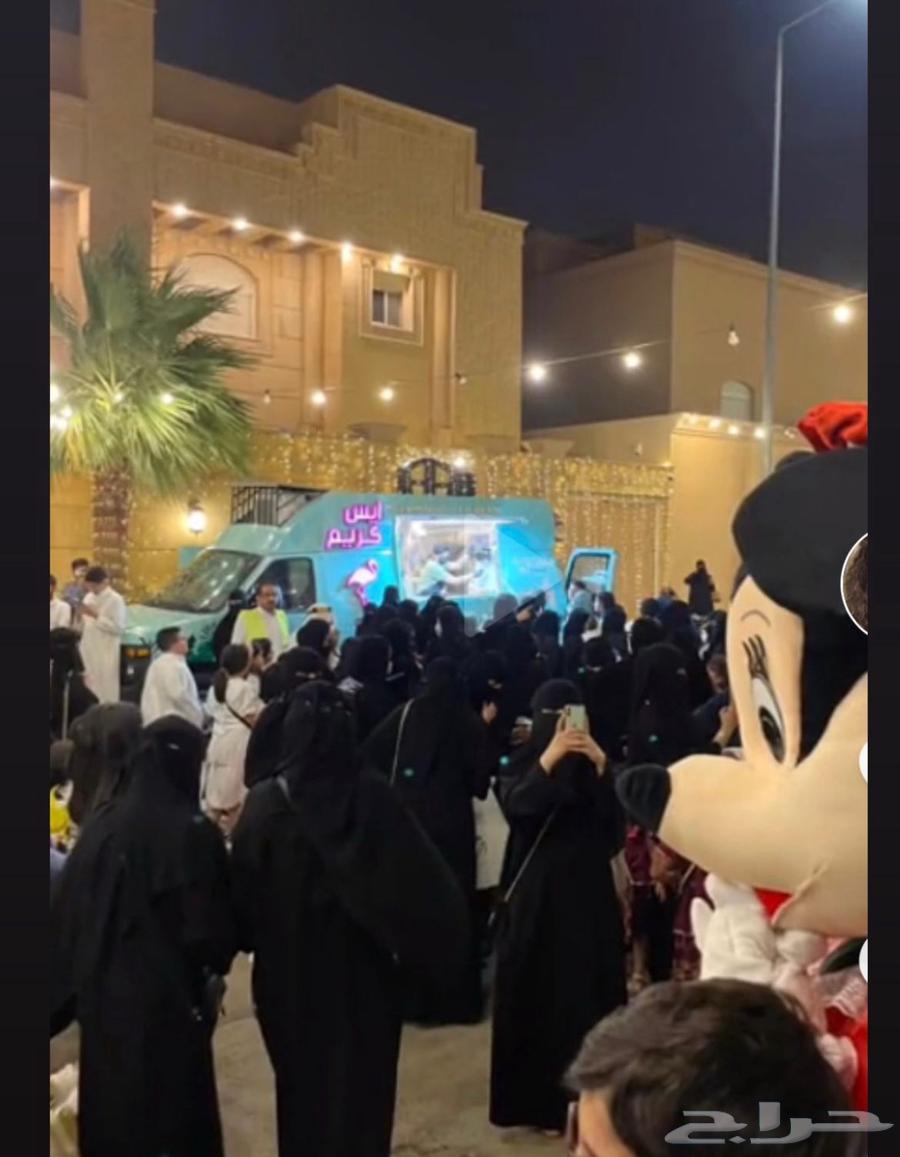 سيارة ايسكريم للمناسبات ..63219367981187112