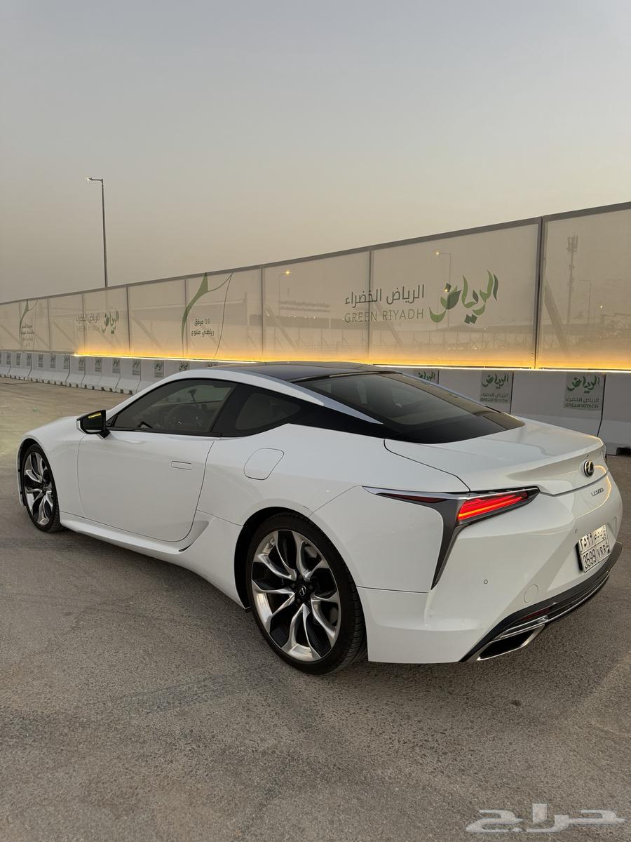لكزس LC500 موديل 202163219375407489113