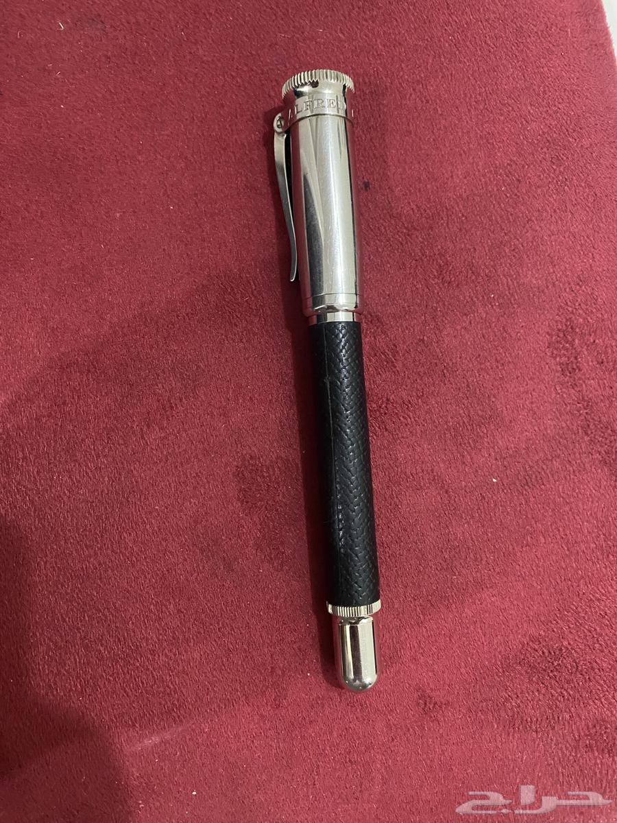 Danehl Pen (Original)63149334430338112