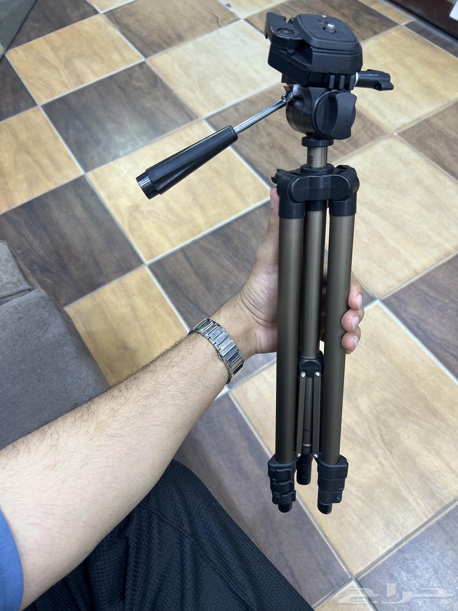 Semi-new camera stand63147414557570114