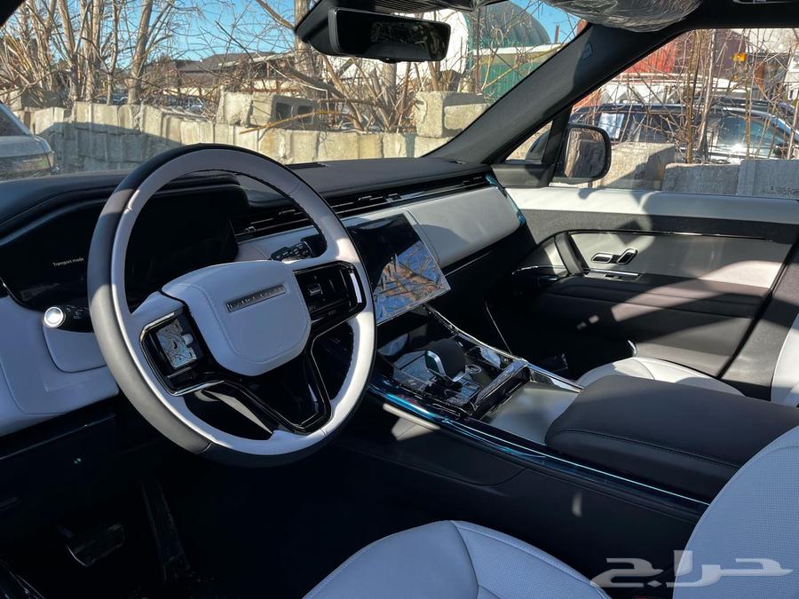 For sale: 2025 Range Rover Sport, brand new, fully loaded, imported from Canada63218349788545112