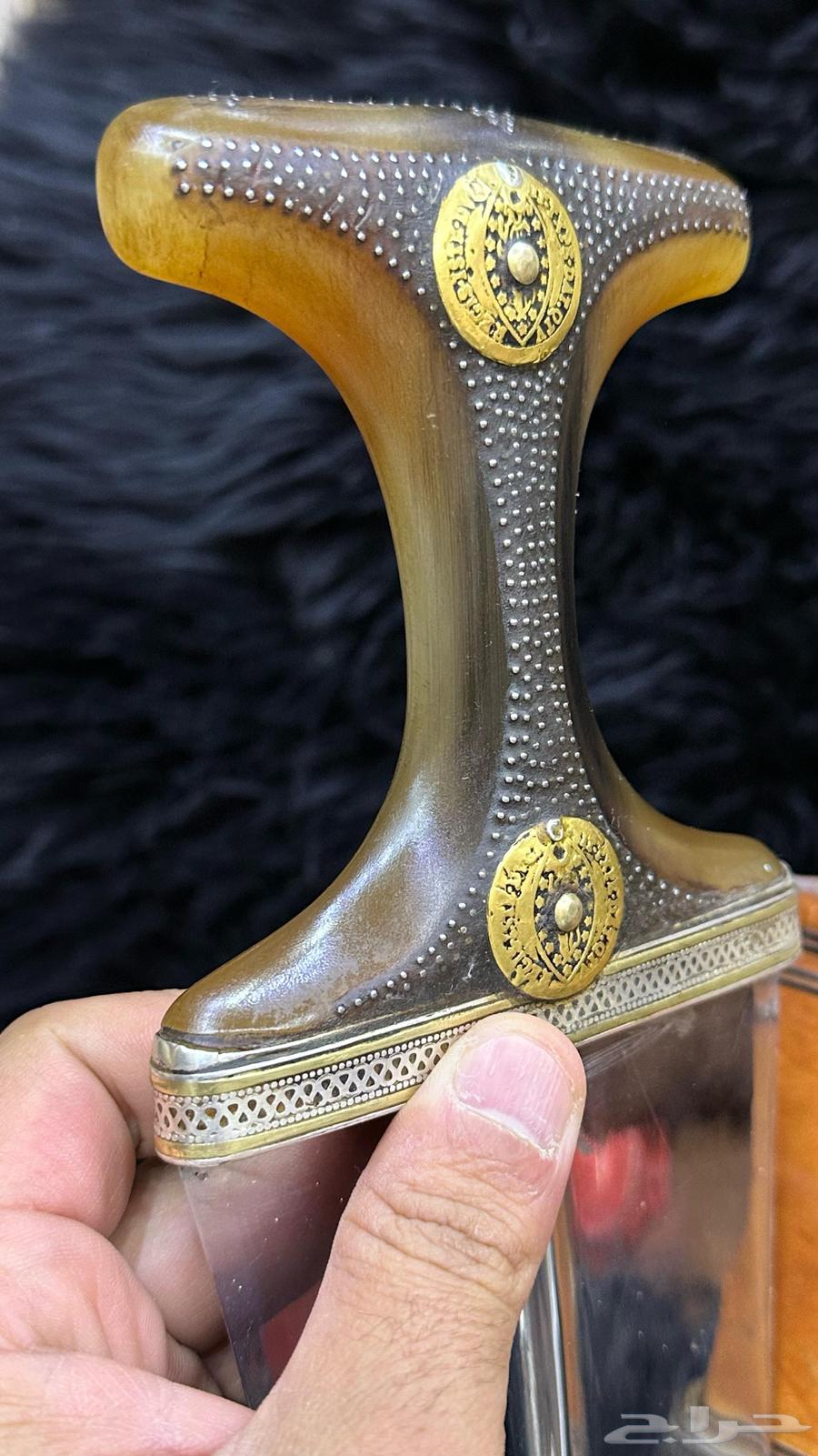 جنبيه زراف صنعاني كفو صافيه63147924043779111