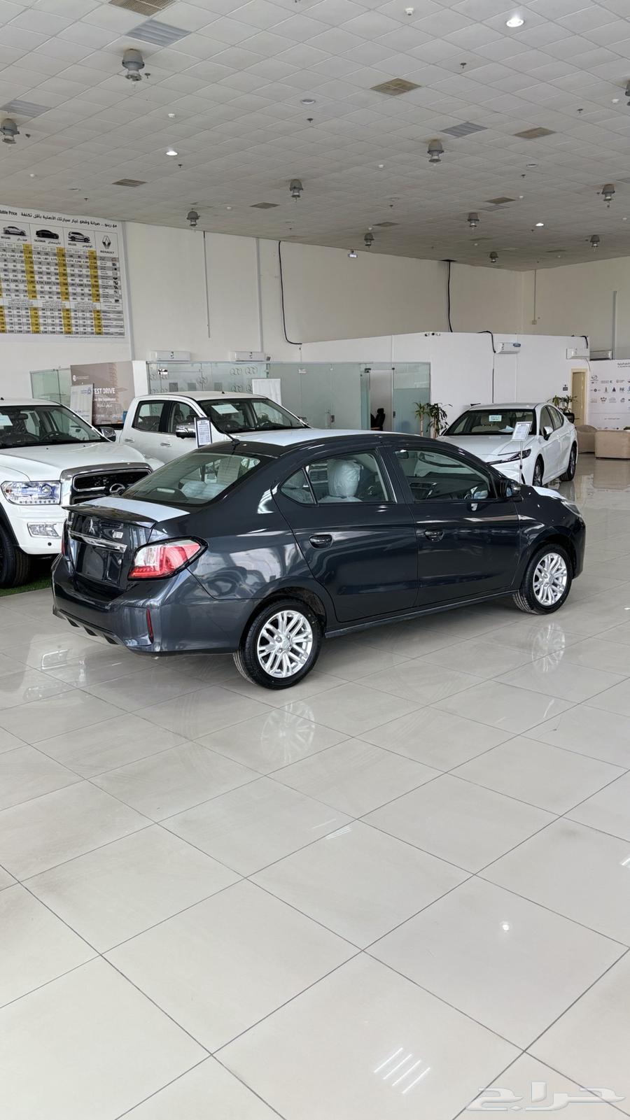 ميتسوبيشي اتراج GLS 202463219385728514113